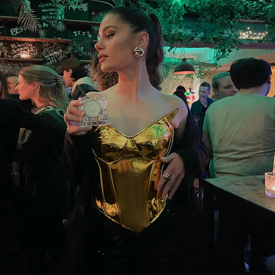 Sexy Frauen Shiny Gold Silber Bustier Crop Tops Helle PU Leder Krone Gürtel Abnehmen Taille Liebsten Low-cut Korsett top Sommer Festival Outfits | Techno Shirts | Rave Clothing